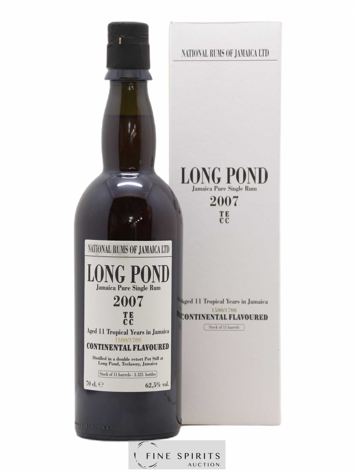 Long Pond 11 years 2007 Of. Mark TECC - One of 3325 - bottled 2018 LM&V National Rums of Jamaica