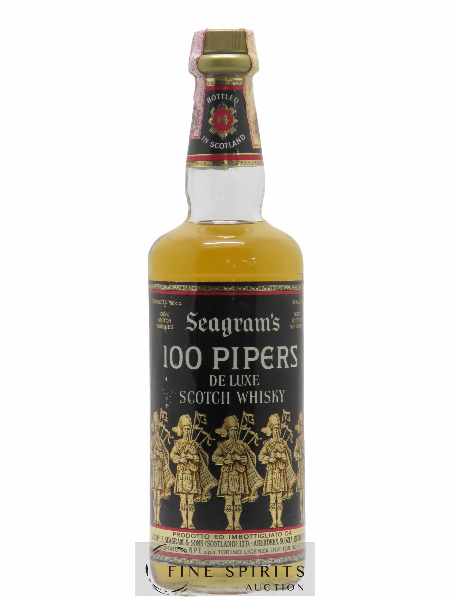 100 Pipers Seagram's De Luxe