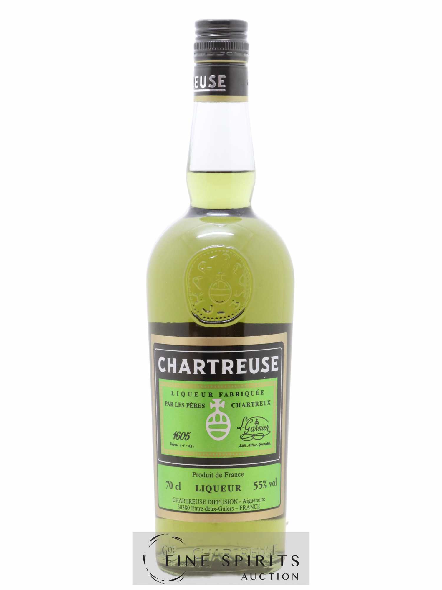Sold at Auction: 1 lot de 2 bouteilles : 1 Chartreuse Verte Les