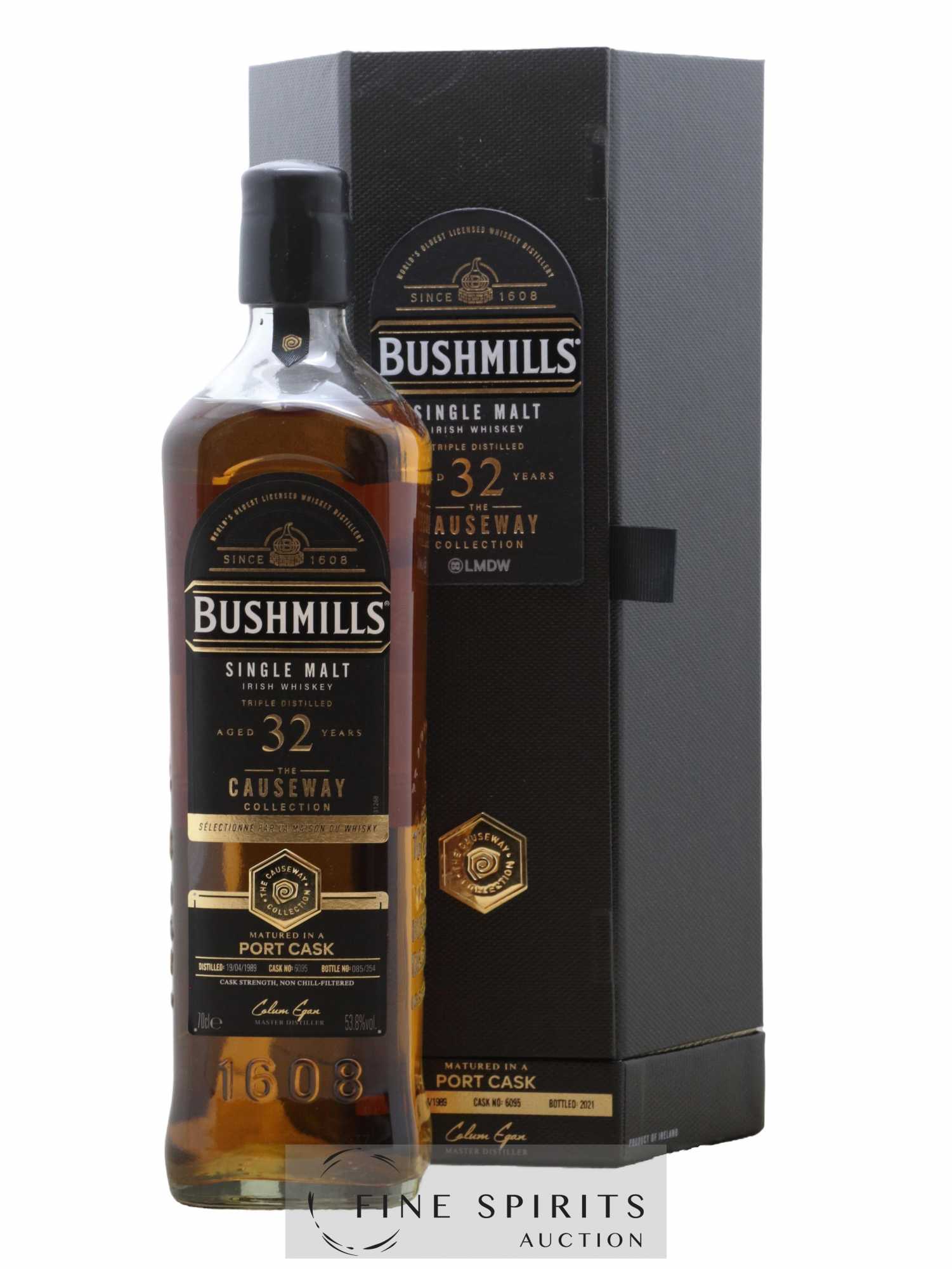 Bushmills 32 years 1989 Of. The Causeway Collection Port Cask n°6095 - One of 354 LMDW