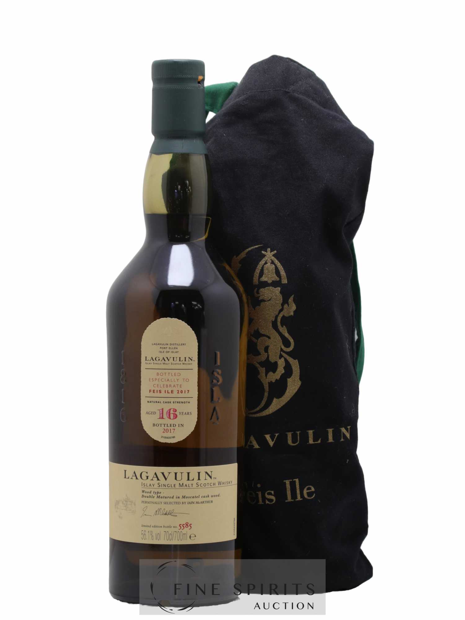 Lagavulin 16 years Of. Feis Ile 2017 bottled 2017 Limited Edition