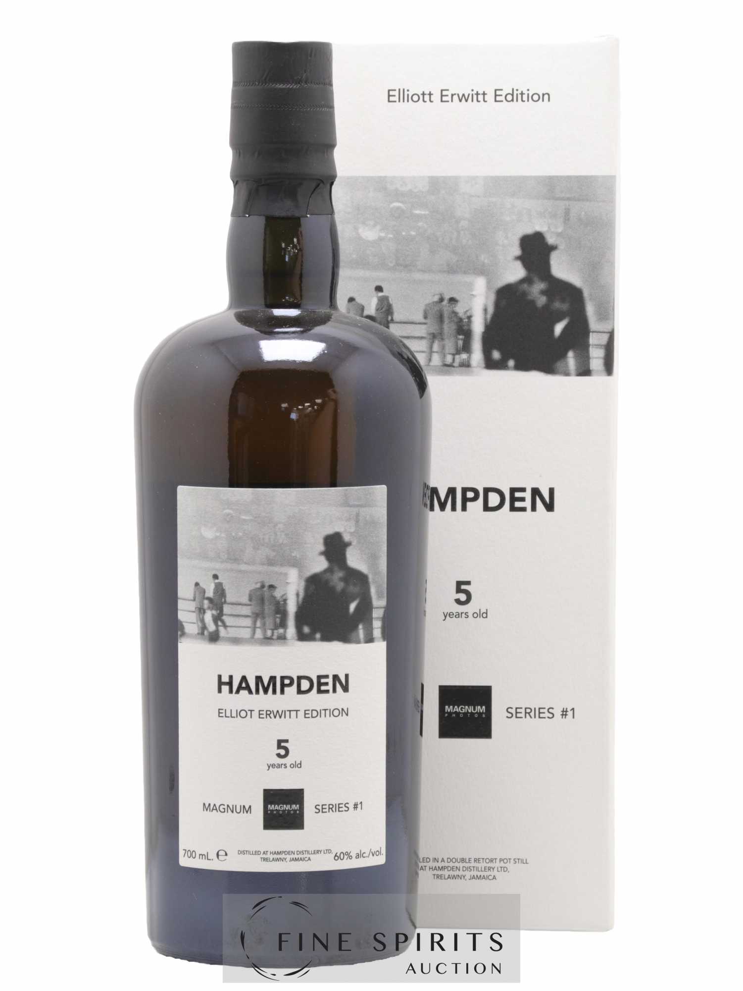 Hampden 5 years 2016 Of. Ellliot Erwitt Edition Magnum Series n°1 - bottled 2021 LM&V 70cl.