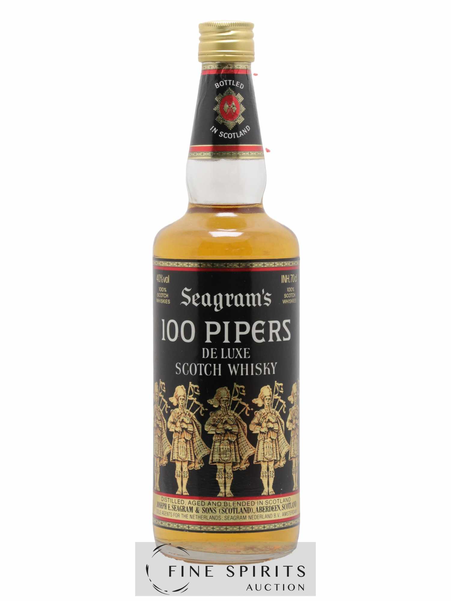 100 Pipers Seagram's De Luxe