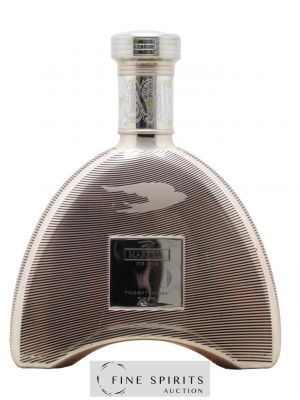 Martell Of. XO Tricentenaire 1715-2015 ---- - Lot de 1 Bouteille