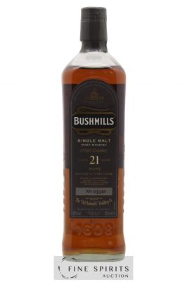 Bushmills 21 years Of. Rare Three Woods Matured ---- - Lot de 1 Bouteille