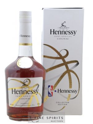 Hennessy Of. Very Special NBA Collector Edition   - Lot of 1 Bottle