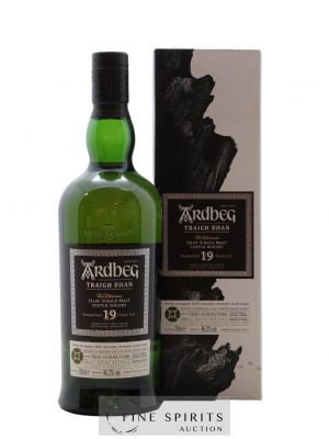 Ardbeg 19 years Of. Traigh Bhan TB-01-15.03.00-19.MH The Ultimate   - Lot de 1 Bouteille