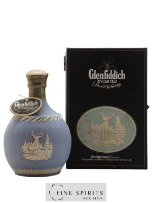 Glenfiddich 21 years Of. Wedgwood Decanter Limited Edition Pure Malt Scotch Whisky   - Lot de 1 Bouteille