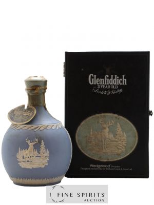 Glenfiddich 21 years Of. Wedgwood Decanter Limited Edition Pure Malt Scotch Whisky   - Lot de 1 Bouteille