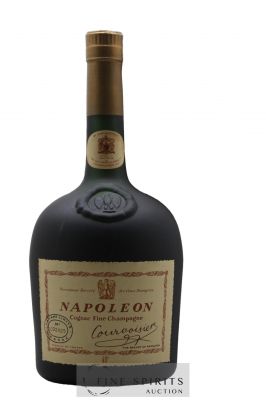 Courvoisier Of. Napoleon (1.5L) ---- - Lot de 1 Magnum