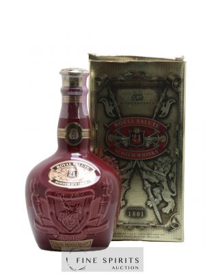 Chivas 21 years Of. The Ruby Flagon Royal Salute   - Lot de 1 Bouteille