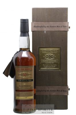 Glenmorangie 30 years 1972 Of. Rare Aged Oloroso Cask Finish - One of 4548 - bottled 2004 ---- - Lot de 1 Bottle