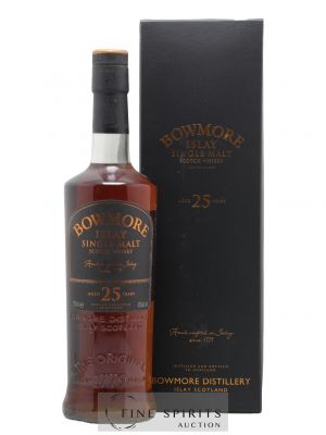 Bowmore 25 years Of. (2000's) ---- - Lot de 1 Bouteille